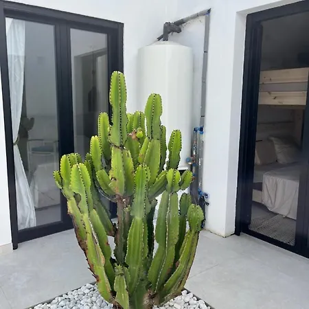 Casa Duende, Estepona, Private House With Heated Pool *