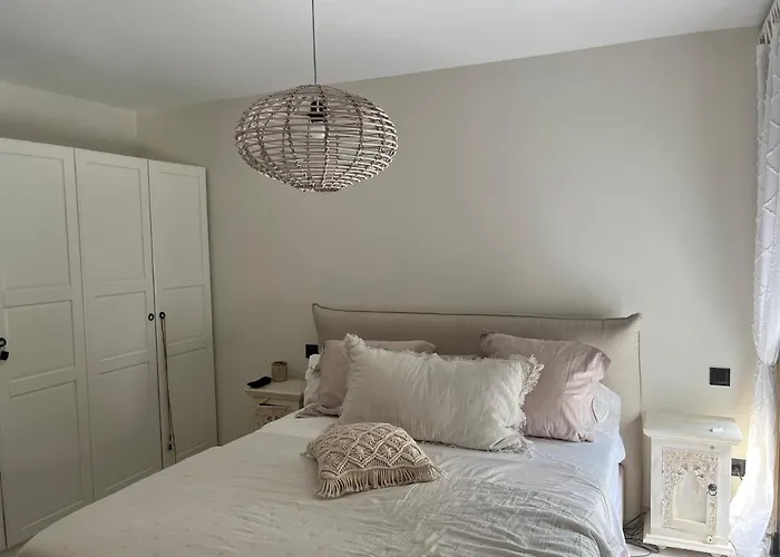 Willa Casa Duende, Estepona, Private House With Heated Pool