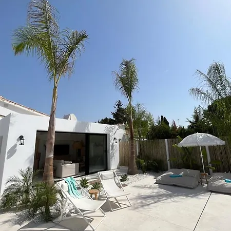 Casa Duende, Estepona, Private House With Heated Pool *