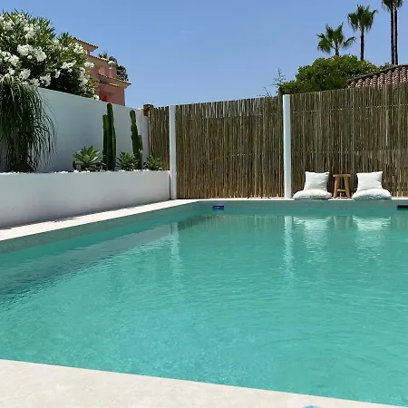 Willa Casa Duende, Estepona, Private House With Heated Pool