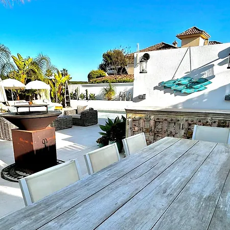 Casa Duende, Estepona, Private House With Heated Pool Willa *