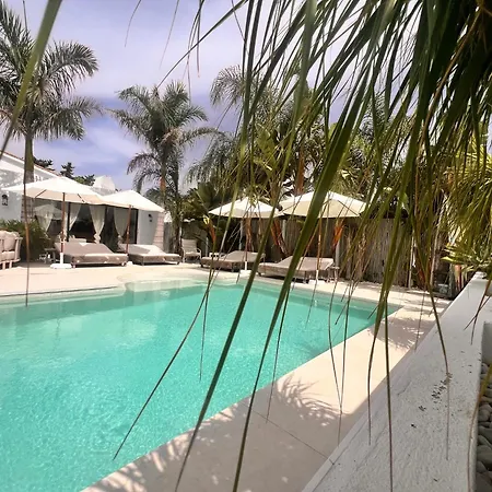 Casa Duende, Estepona, Private House With Heated Pool Willa