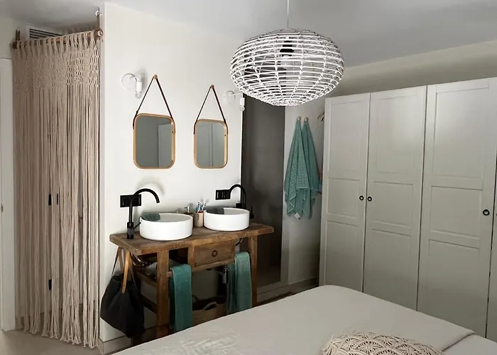 Casa Duende, Estepona, Private House With Heated Pool Villa