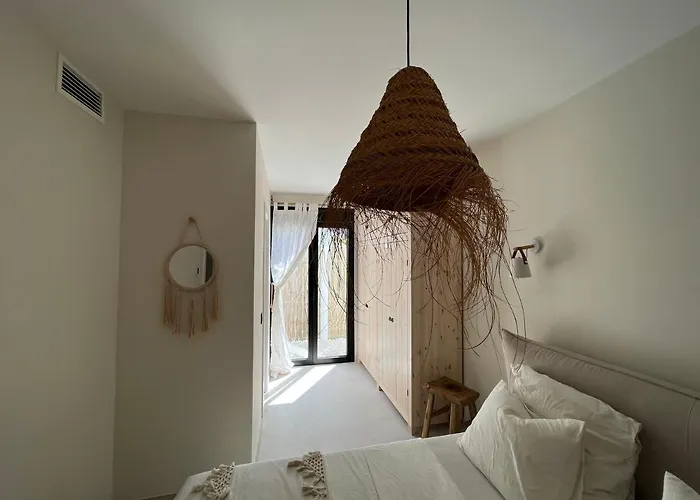 Casa Duende, Estepona, Private House With Heated Pool *