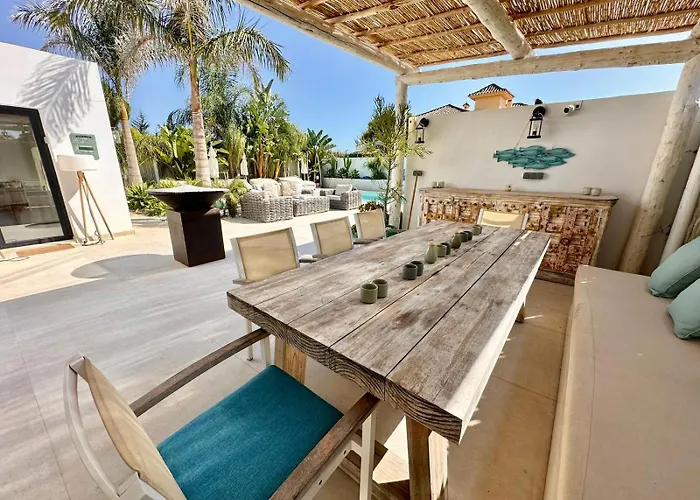 Casa Duende, Estepona, Private House With Heated Pool
